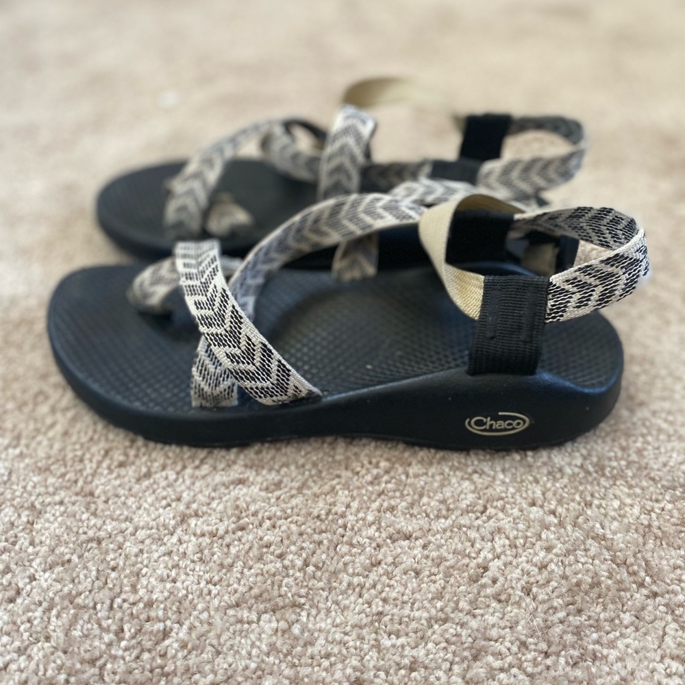 Price Firm Chaco single strap sandals